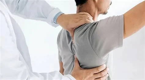 Phương Pháp Vật Lý Trị Liệu Không Dùng Thuốc Chiropractic Là Gì? Lợi Ích Và Cách Thức Hoạt Động